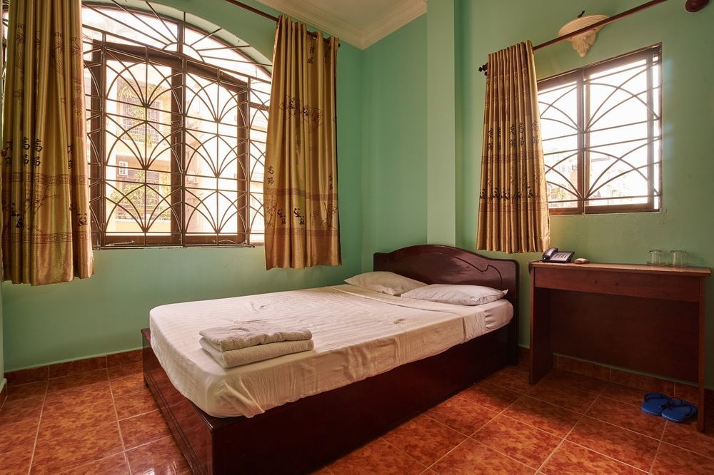 Ha Vy Hotel Ho Chi Minh-stad Buitenkant foto