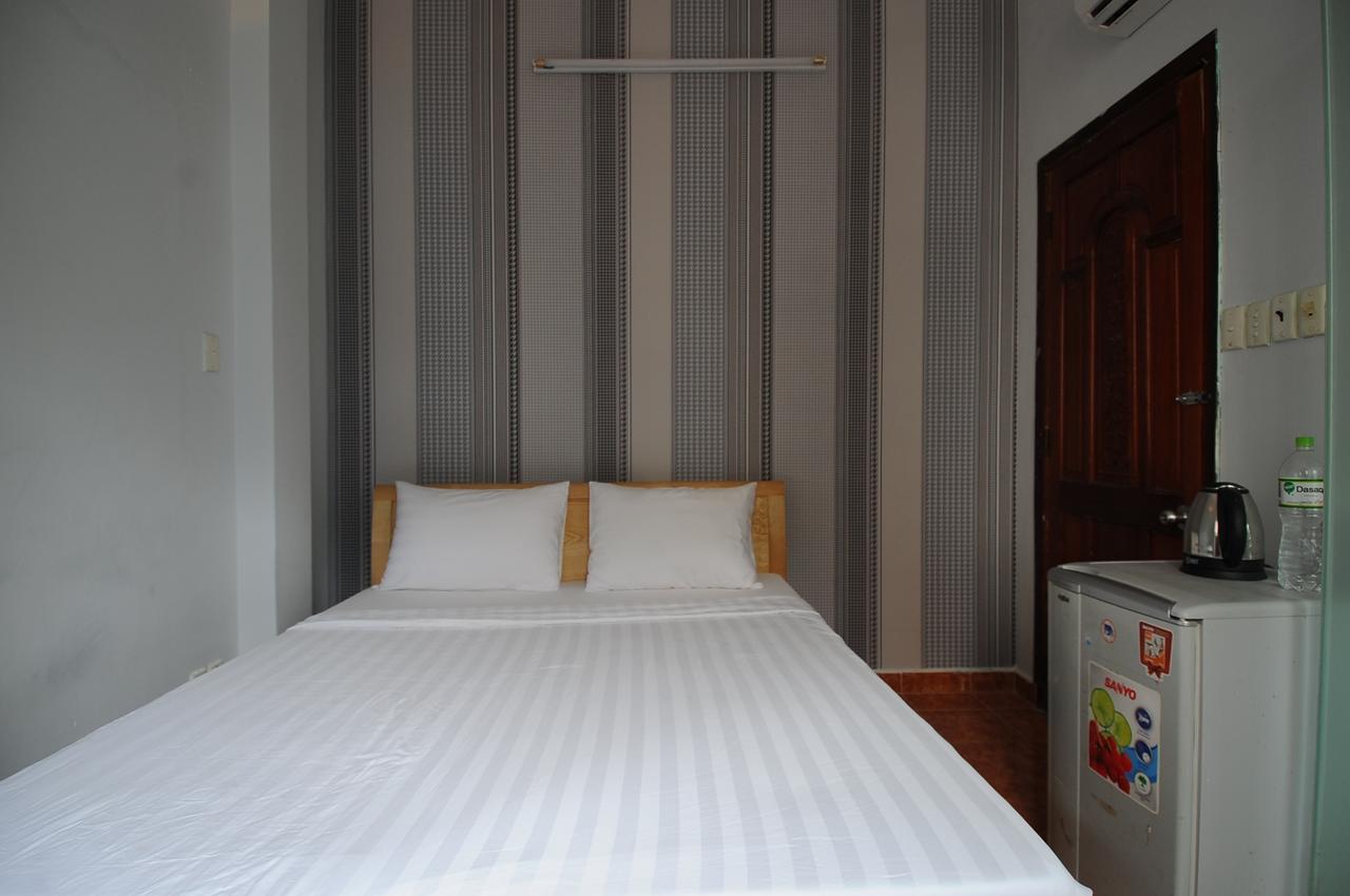 Ha Vy Hotel Ho Chi Minh-stad Buitenkant foto
