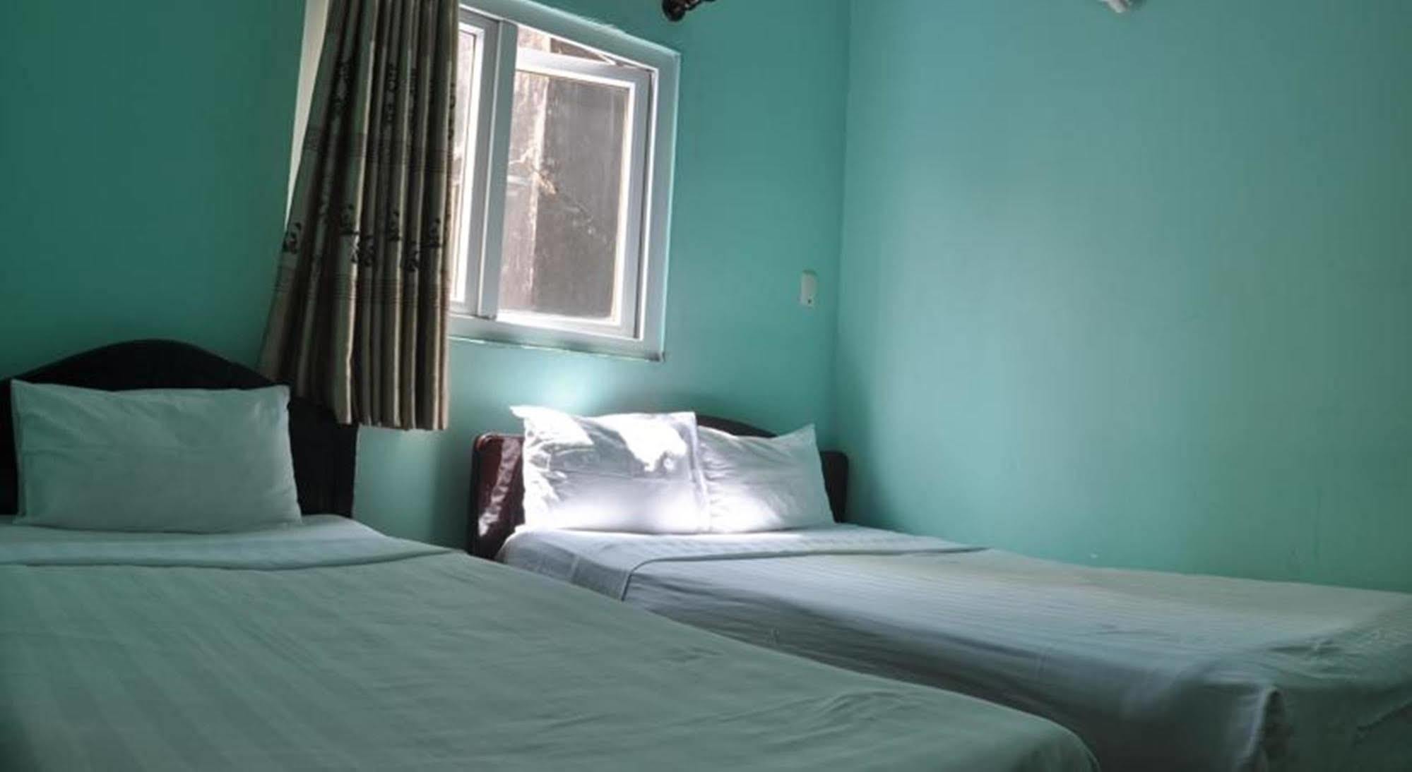 Ha Vy Hotel Ho Chi Minh-stad Buitenkant foto