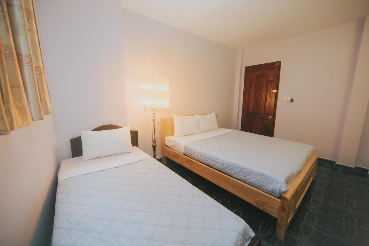Ha Vy Hotel Ho Chi Minh-stad Buitenkant foto